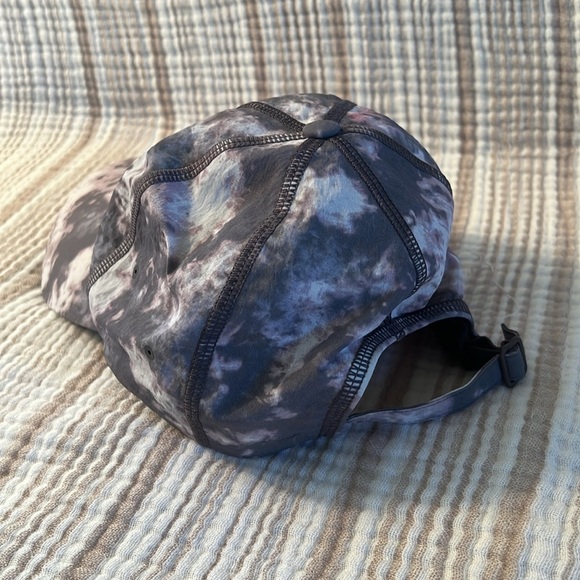 Lululemon Hat​ - Picture 2 of 3